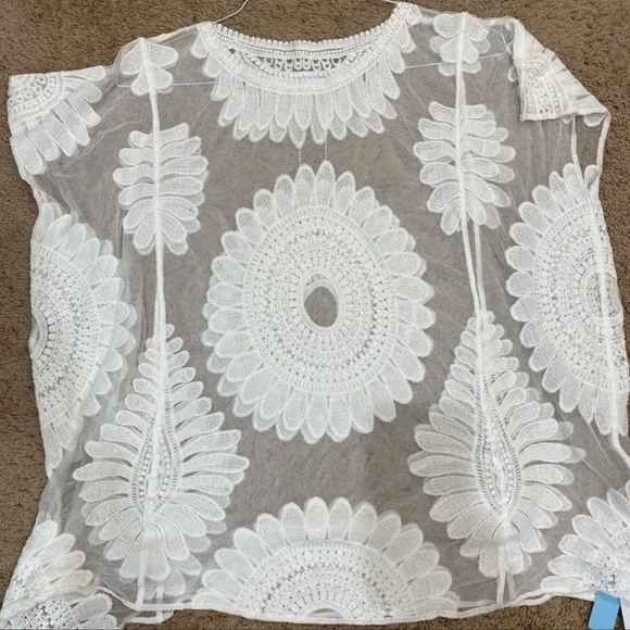 Cupshe White Bohemian Boho Top Swim Cover Up NWT - Picture 2 of 3